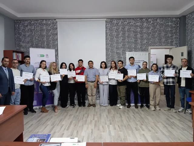 Gənc tədqiqatçılarla bağlı layihə başa çatdı